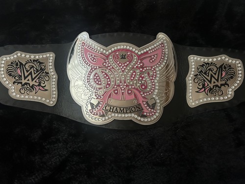 Wwe women diva s - wwe, women’s