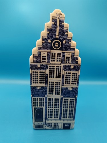 Delft blue dutch canal house - delft,