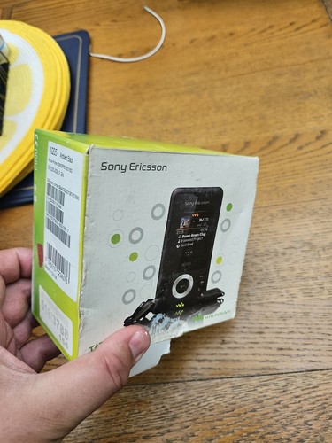 Sony ericsson w205 - ericsson,