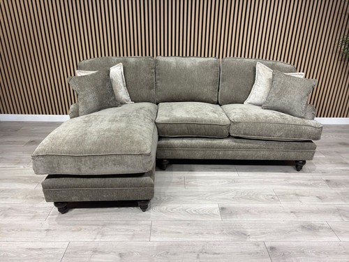 Laura ashley heritage style - laura,