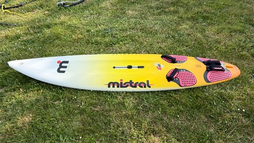 Mistral screamer windsurfing - mistral,