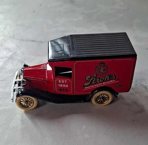 Stroh beer diecast - stroh's,