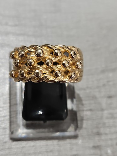 9ct yellow gold row - yellow,