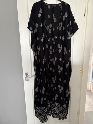 Black white maxi kaftan - white,