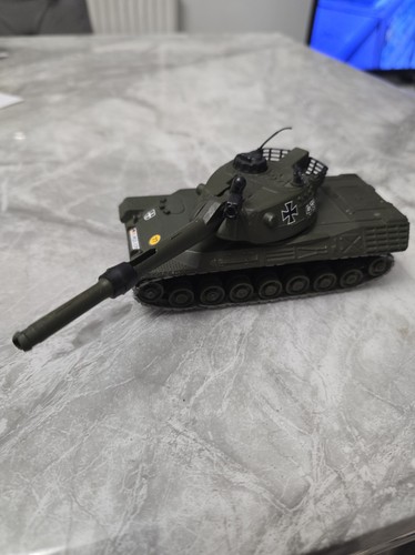 Dinky toys leopard - dinky,