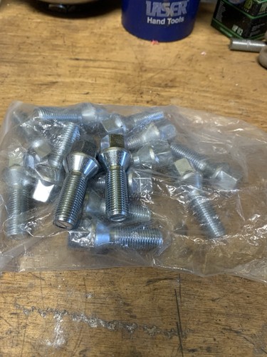 Transporter wheel bolts - 20,