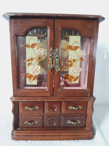 Large vintage wooden jewelry - wooden,