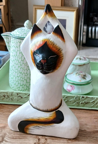 Wood yoga meditating cat - wood,