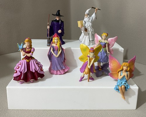 Elc wonderland figures - 💚,