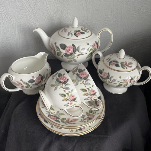 Wedgwood hathaway rose china - wedgwood, "hathaway