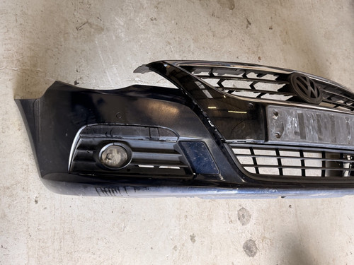 Passat front bumper - front,