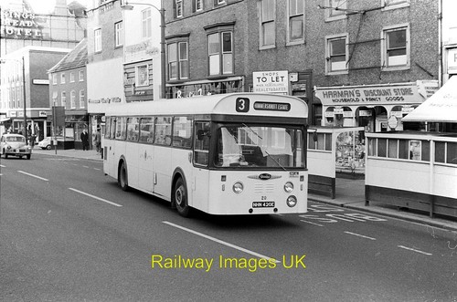 Bus photo prebend row - prebend,