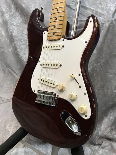 Fender stratocaster used - stratocaster, 79'