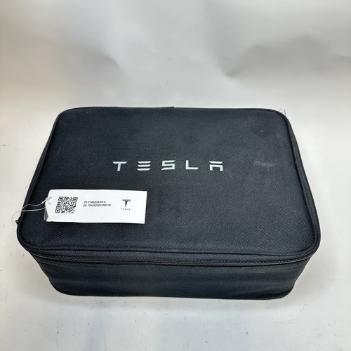 Tesla model rear detachable - 3,