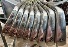 NIKE Right Handed Iron Set Forged 3-9,P Dynamic Gold Flex S400