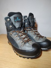Scarpa Manta Pro GTX Mountaineering Boots Size UK 11 EU 46