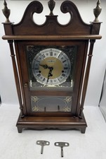 Beautiful Vintage Howard Miller 8 Day Pillar & Scroll Triple Chime Working Well