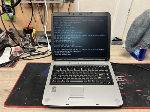 Old school toshiba - old, satellite