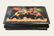 Stunning Vintage Russian Hand Painted Lacquer Box