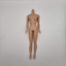 Vintage Original BARBIE R 1961 Hollow Body, Straight Leg Mattel. nice condition 