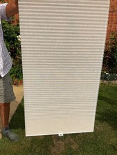 Luxaflex Duette transparent cordless window blinds