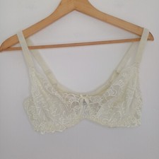 M&co Lace Bra 36C Cream Lace