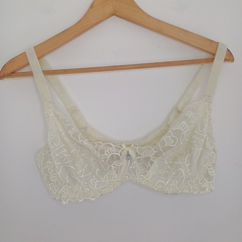 Lace bra 36c - m&co,