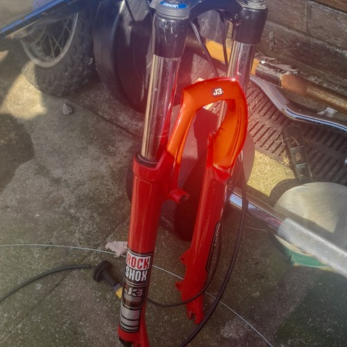 Rockshox red suspension - j3,
