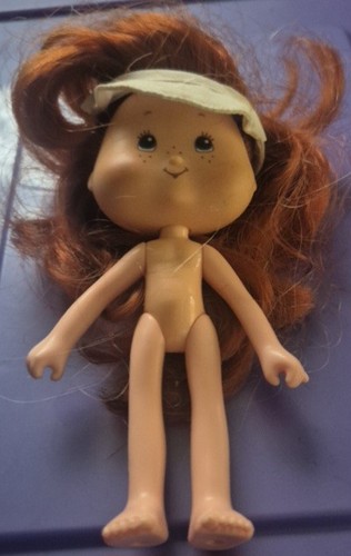 Strawberry shortcake doll tcfc - strawberry,