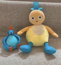 2x Twirlywoo Characters From