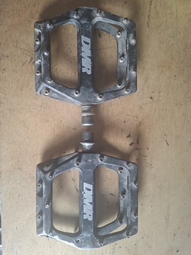 Dmr vault pedals spares or - spares,