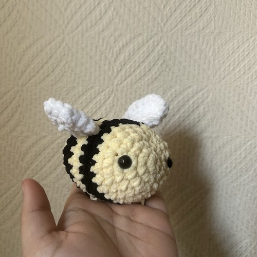 Handmade crochet bee - crochet, plush