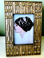 Pre-loved Gilded Gesso Effect