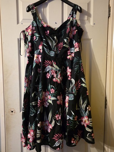 Hell bunny black floral - bunny,