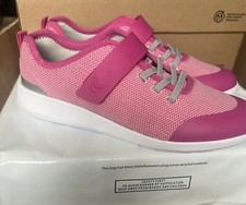 Clarks Scape Trace Jnr  Girls Hot Pink Textile Trainers Uk Size 2.5 F EU 35