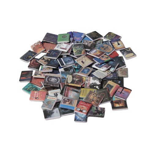 200x miniature books - 200x, dolls