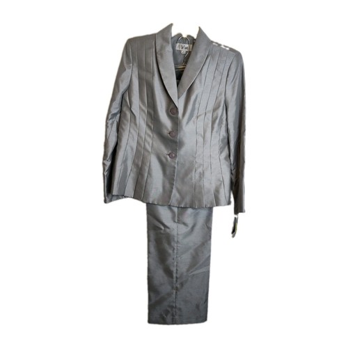 Vintage suit size nwt - size,