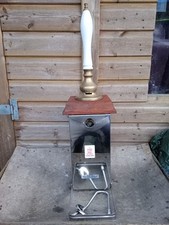 Beer hand pull font - beer,