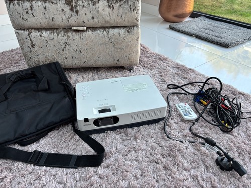 Sanyo xga projector plc - sanyo,