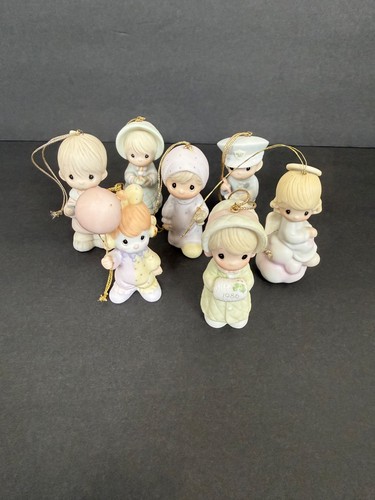 Vtg precious moments holiday - moments,