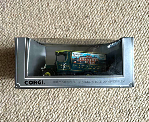 Corgi queen s - corgi, 1:43