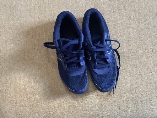 Decathlon spikes size 5 - spikes.,