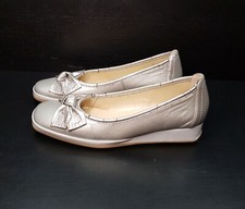 VAN DAL SIZE 4UK EUR37 WOMENS SILVER LEATHER SLIP ON LOW WEDGE HEEL COURT SHOES