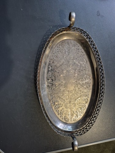 Vintage oval silver plated - vintage,