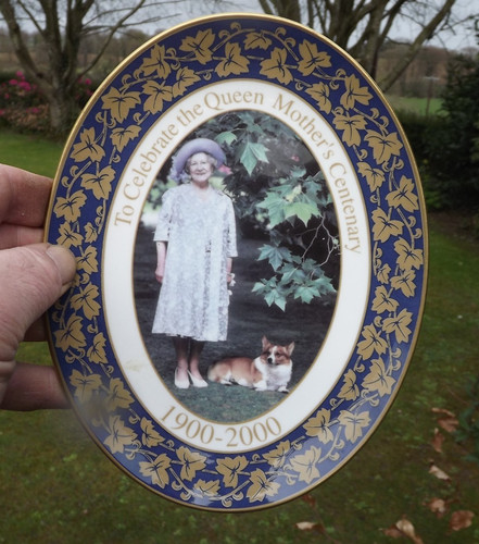 2000 queen mother 100th - queen,