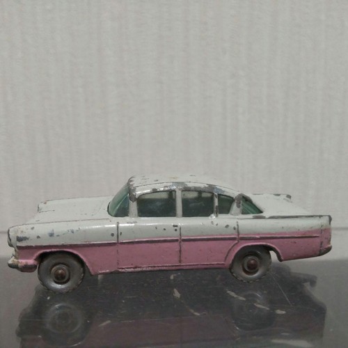 Lesney 1958 vauxhall cresta - lesney,