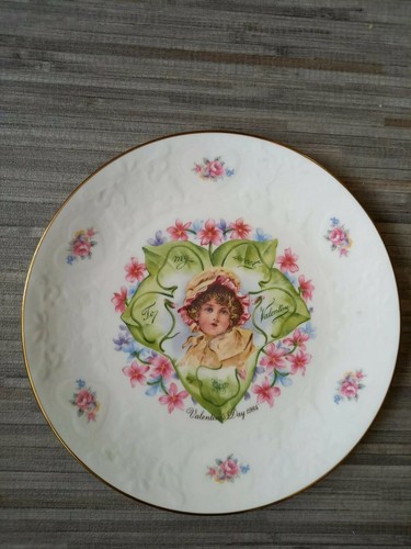 Royal doulton 1984 - doulton☆,