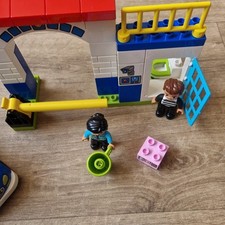 LEGO Duplo: 10902 police station Complete 