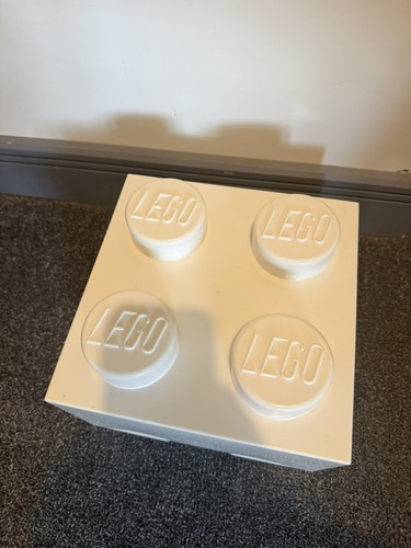 Lego white 2x2 - white, stud