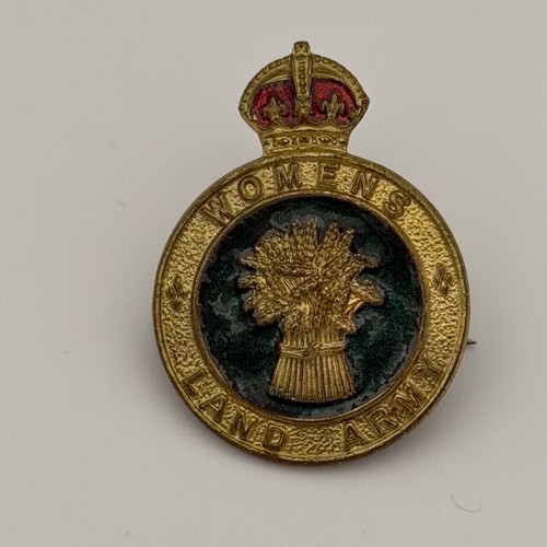 Ww2 womens land army badge - ww2,